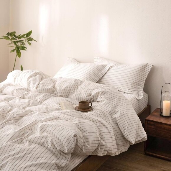 Cover with Zipper Closure and 2 Pillowcases, Color of Off White-Linen Grey Str - Picture 5 of 6